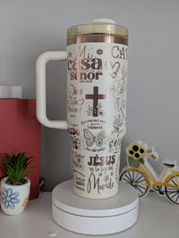 Dios es Amor a 40 oz Engraved Tumbler with handle Spanish Bible verses